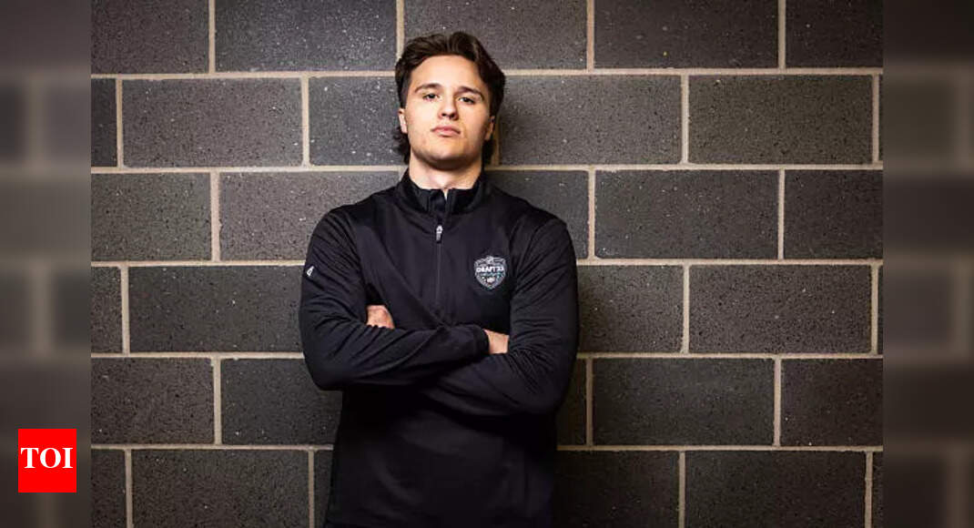 Justin Carbonneau faces crucial decision ahead of NHL Draft, balancing NCAA opportunities and Junior Hockey ties | NHL News