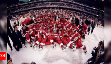 Detroit’s emotional 1998 Stanley Cup Game 4 still stands as NHL’s most powerful moment | NHL News