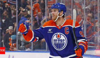 Edmonton Oilers’ fans’ heartwarming video post-Game 4 win against the Florida Panthers sparks a frenzy | NHL News