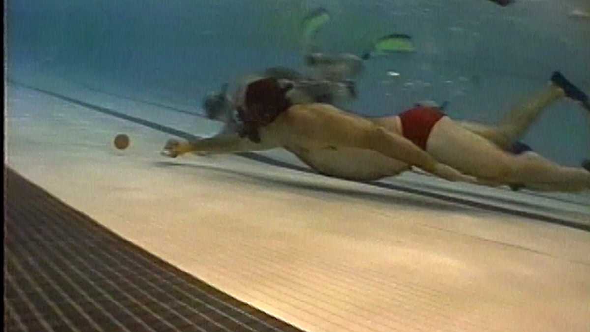 Underwater hockey players placed age over skill in 1996