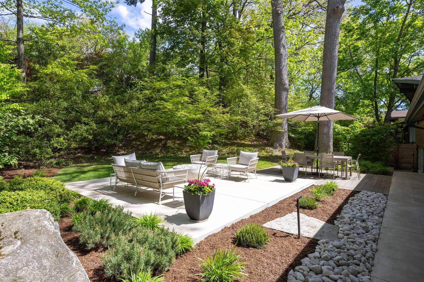 16 Ripplewood Road Toronto