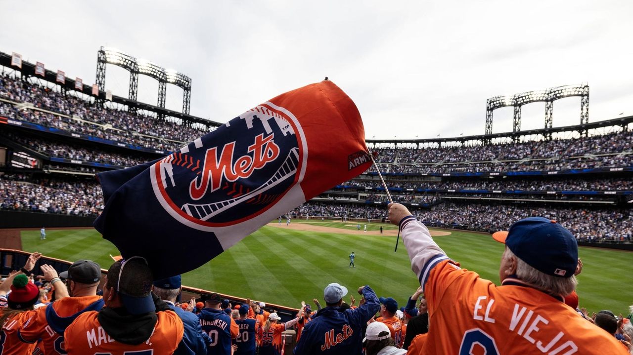 Mets' attendance up nearly 30%, and there's a discount ticket offer for Long Islanders