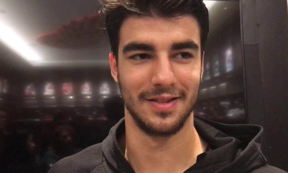 Joe Veleno, Red Wings, blackhawks, Kraken