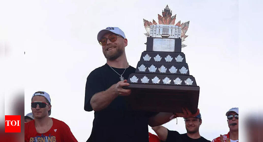 Florida Panthers' Sam Bennett roasted online for ‘apology’ following Stanley Cup antics | NHL News