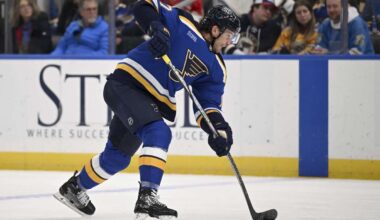 Blues' Cam Fowler gets 2 assists during a warm welcome home from Ducks fans after his trade