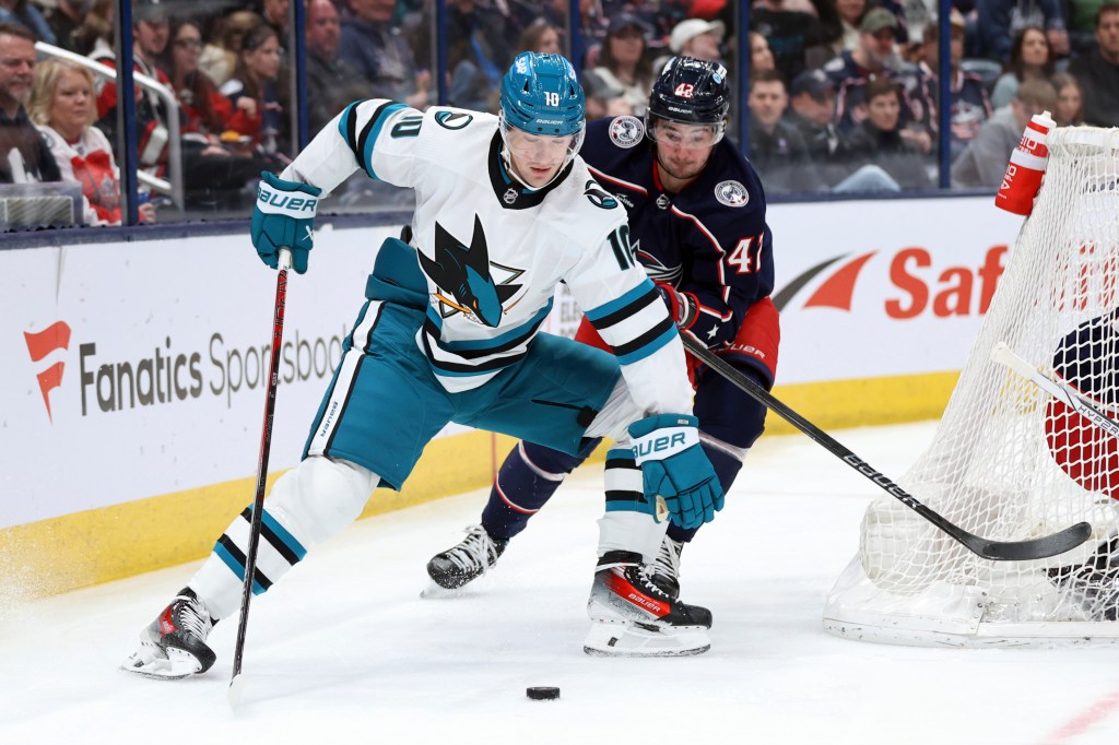 San Jose Sharks will reportedly not give qualifying offer to Klim Kostin