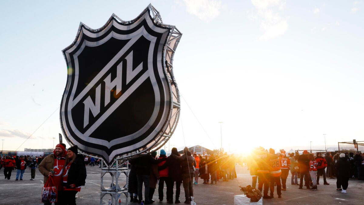 NHL considering 84-game season in CBA negotiations, per report