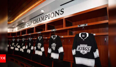 NHL trade news: Los Angeles Kings eye Flyers’ draft capital in spicy draft day talks, Mark Yannetti says “there is a fit there” | NHL News