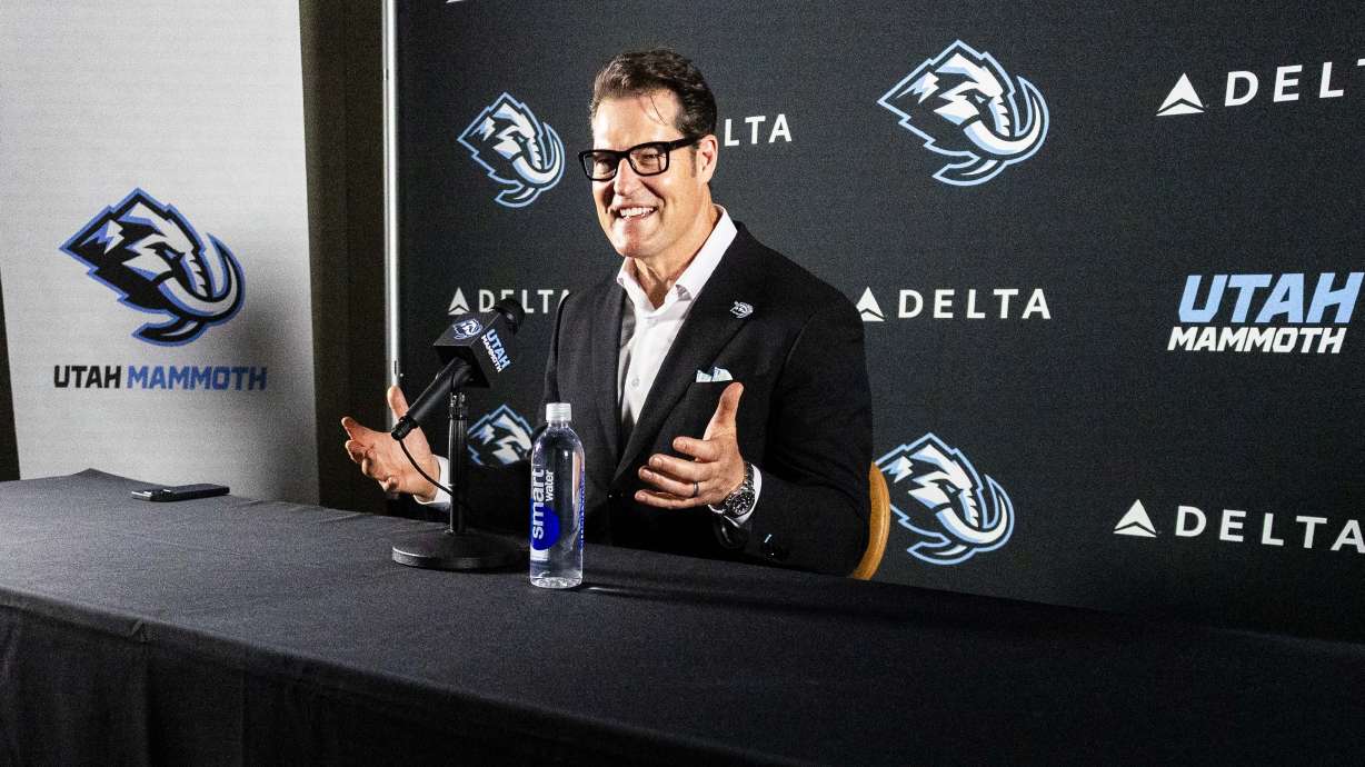 Who did the Utah Mammoth select in the 2025 NHL draft?