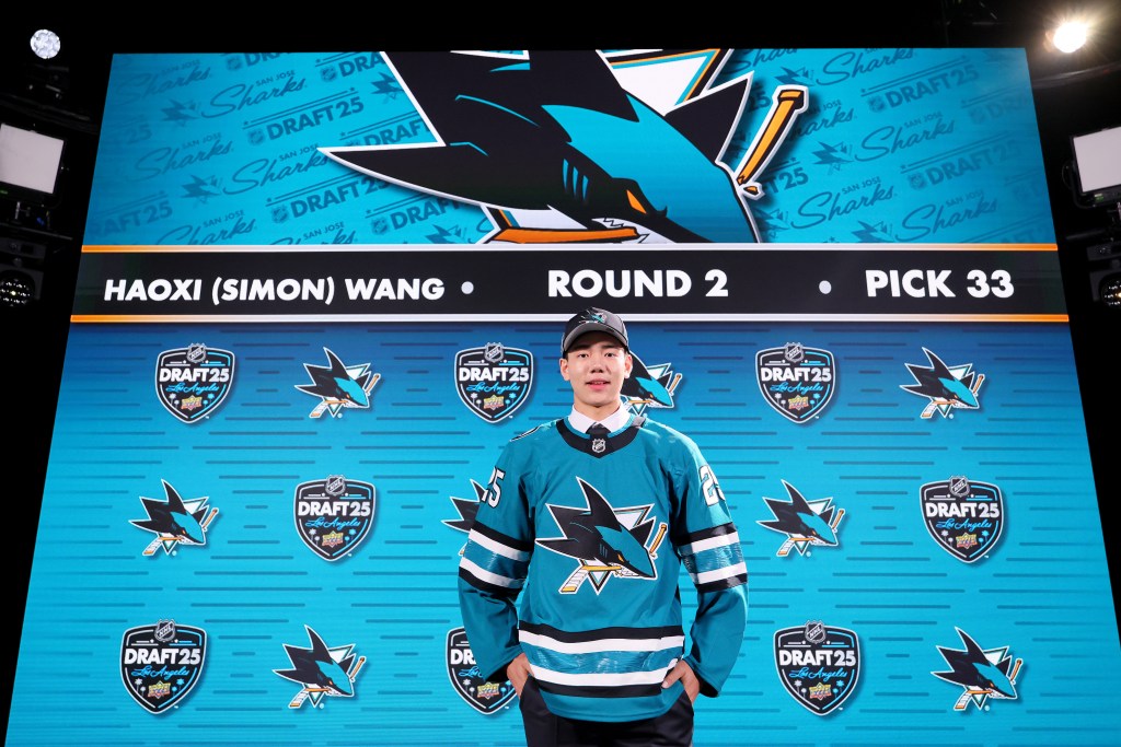 San Jose Sharks take Simon Wang of Oshawa on day two of NHL Draft