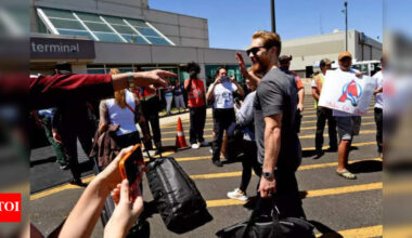 Gabriel Landeskog has emotional homecoming in AHL debut, but fight with young prospect leaves fans uneasy | NHL News