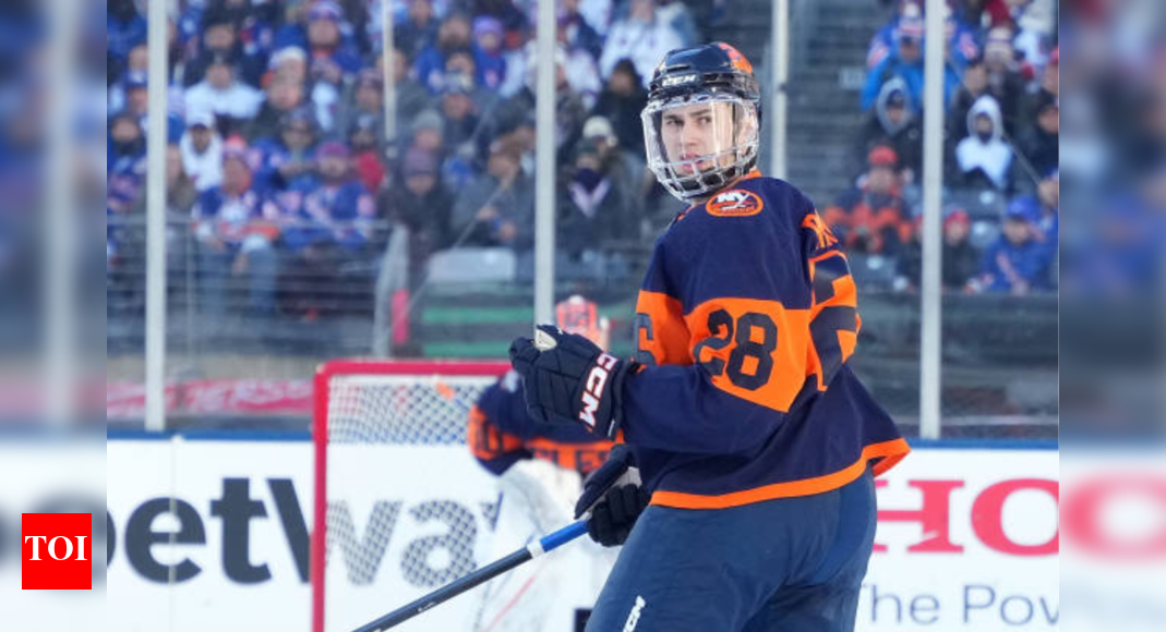 New York Islanders sign Alexander Romanov to eight-year, $6.25 million-per-season deal | NHL News