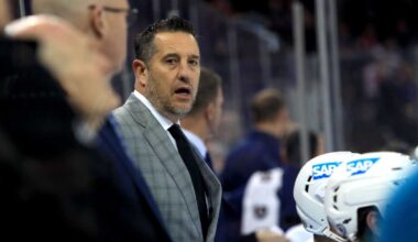 Islanders hire Ray Bennett, Bob Boughner as assistants under Patrick Roy