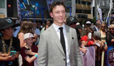 With NHL Draft fanfare behind him, Islanders Matthew Schaefer at work to fulfill expectation of making opening-night roster