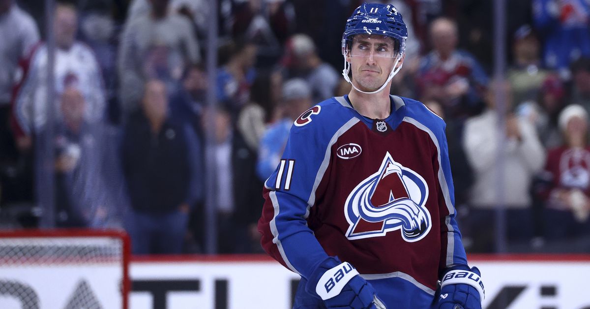 Brock Nelson is back for three years