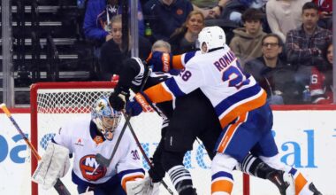 Islanders, Alex Romanov Agree to 8-Year Contract