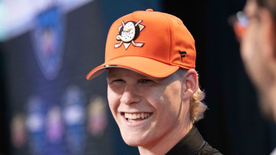  Defenseman Alexis Mathieu was selected by the Anaheim Ducks with the 136th overall pick in the 2025 NHL Draft June 28 at the Peacock Theatre.