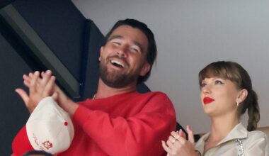 Taylor Swift Wears Area Tracksuit to Stanley Cup Finals in Florida: Shop Her Outfit