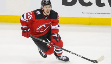 Les Devils échangent Erik Haula