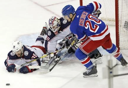 Chris Kreider vs Blue Jackets Chris Kreider vs Blue Jackets