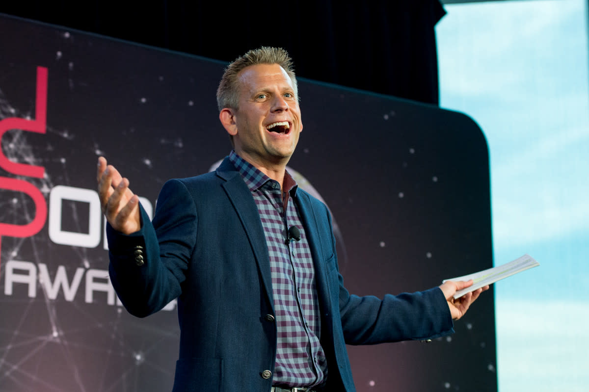 Beloved Former ESPN Sports Science Host Tragically Passes Away at Just 54 Years Old