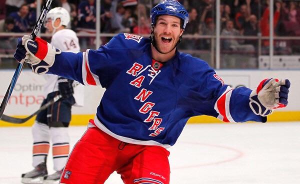 Former New York Rangers fan favourite surprisingly signs new contract at the age of 41