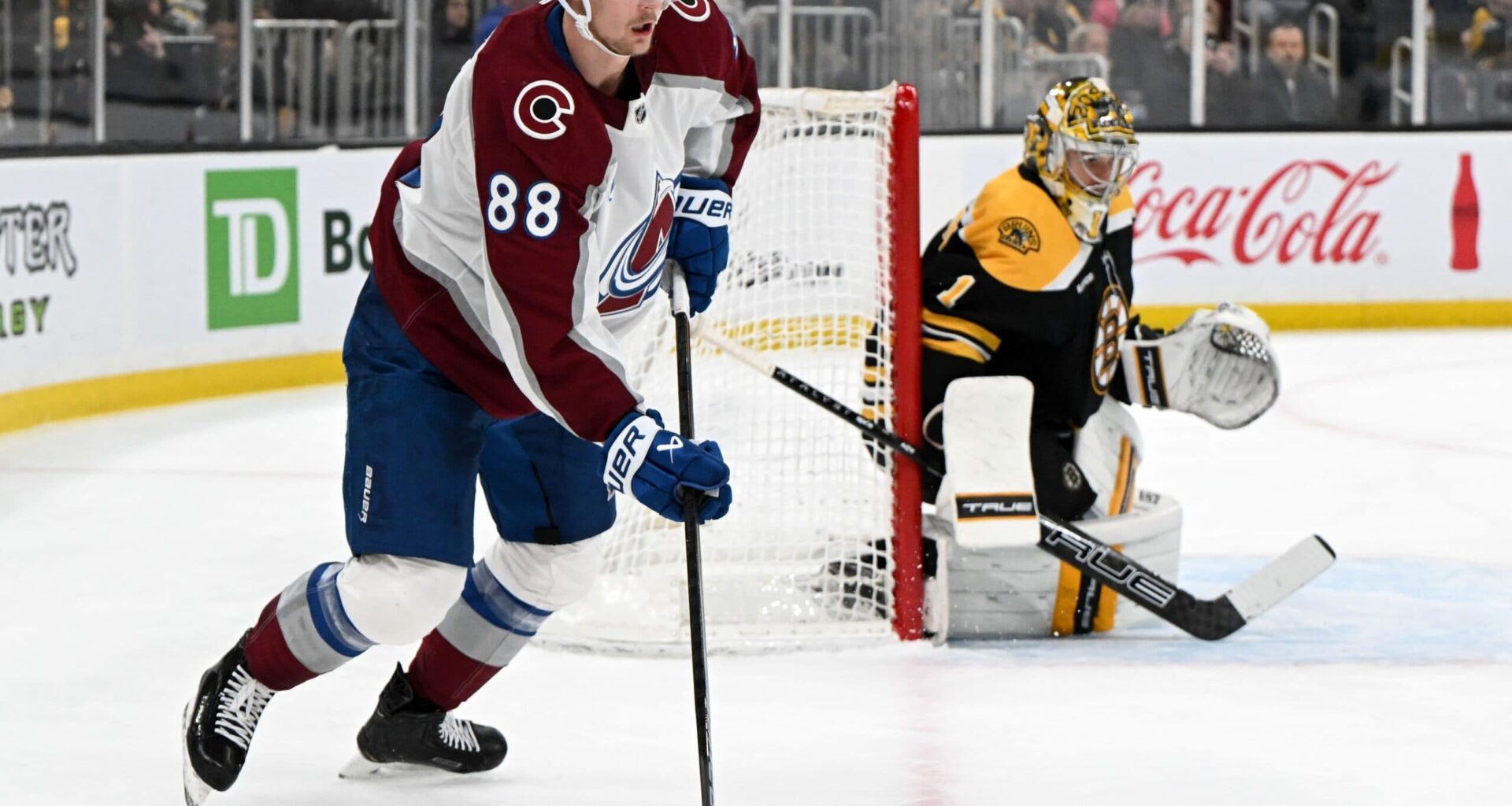 Elias Pettersson at Center of Blockbuster Trade Proposal Between Canucks and Avalanche - Canucks Daily