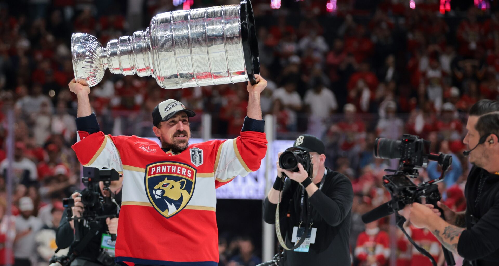 Image Confirms Stanley Cup Already Damaged by the Florida Panthers