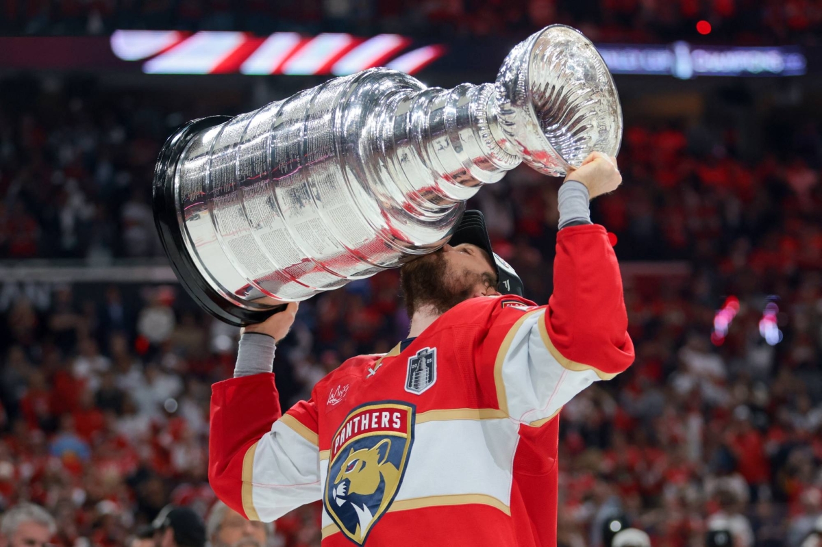 Former Vancouver Canuck Opens Up on Seeing His Son Hoist the Stanley Cup with the Panthers