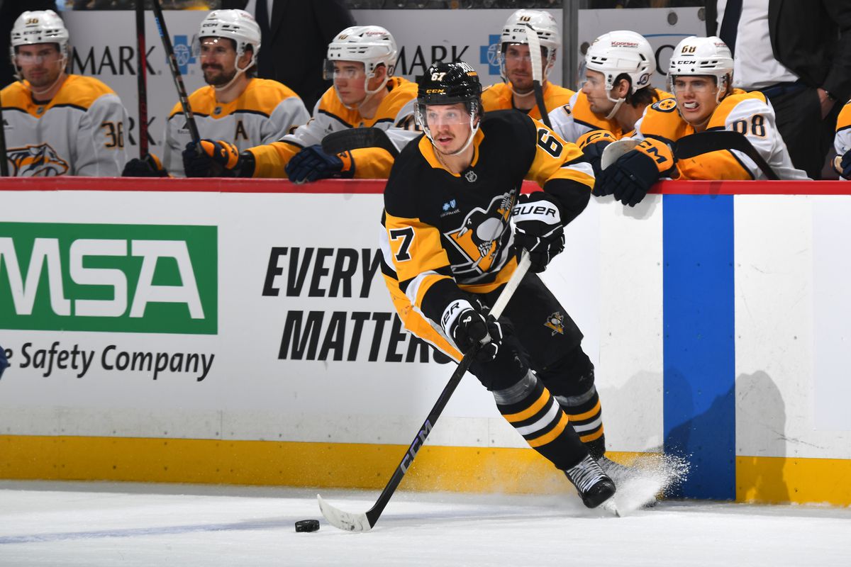 New Report Doubles Down on Former First Round Pick Replacing Vancouver Canucks 40-Goal Scorer