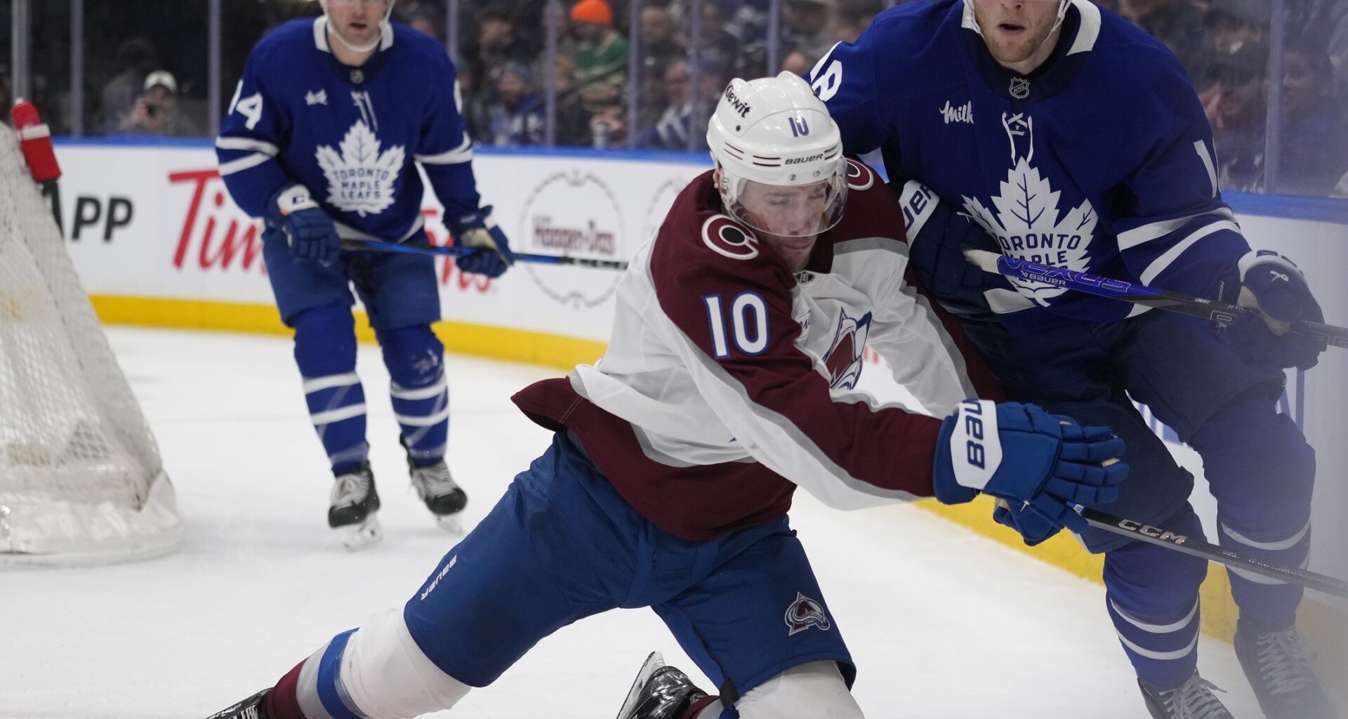 Desperate Team Could Hand Maple Leafs Their Next Top-9 Center