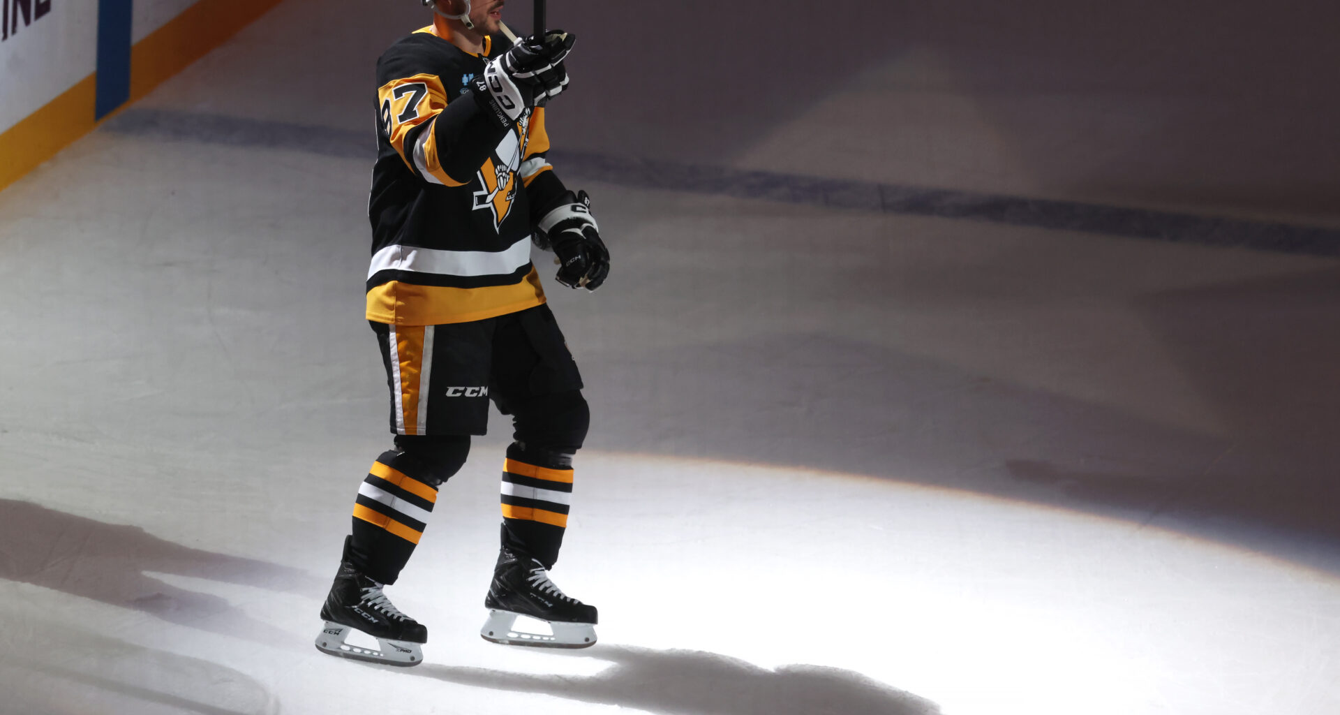 Sidney Crosby Trade Rumor Goes Viral at NHL Draft, Penguins GM Issues Immediate Response