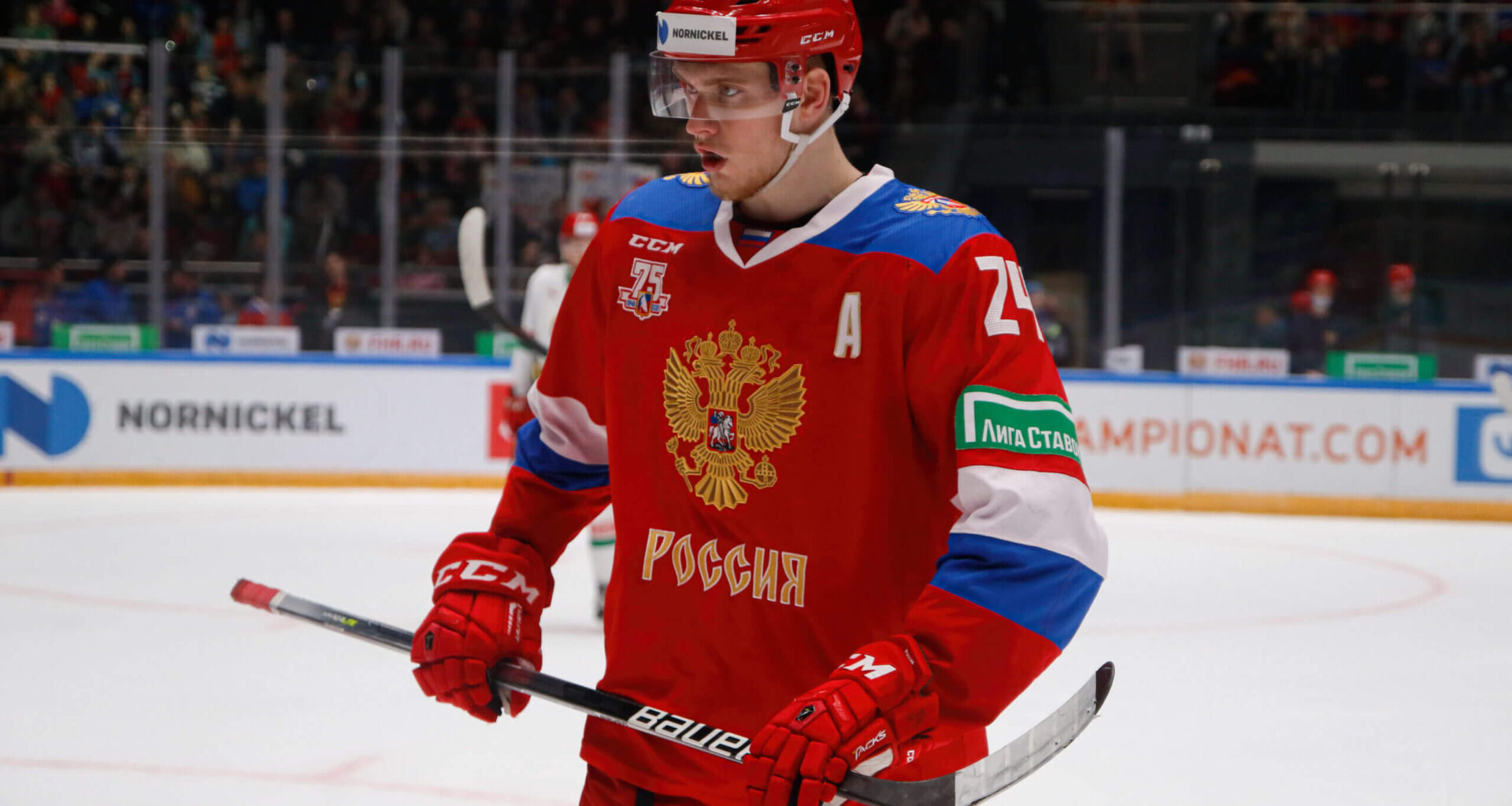 Vancouver Canucks and Chicago Blackhawks Combine to Complete Trade Involving 24-Year-Old Centerman