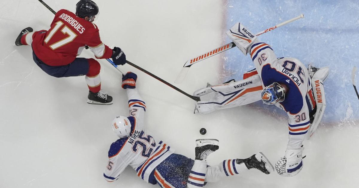 Panthers move to the verge of 2nd straight Stanley Cup title by beating the Oilers 5-2 in Game 5 | National Sports