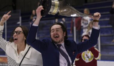Dakota Bell promoted to Ice Dogs head coach as Ryan Theros joins UAF hockey staff | Ice Dogs
