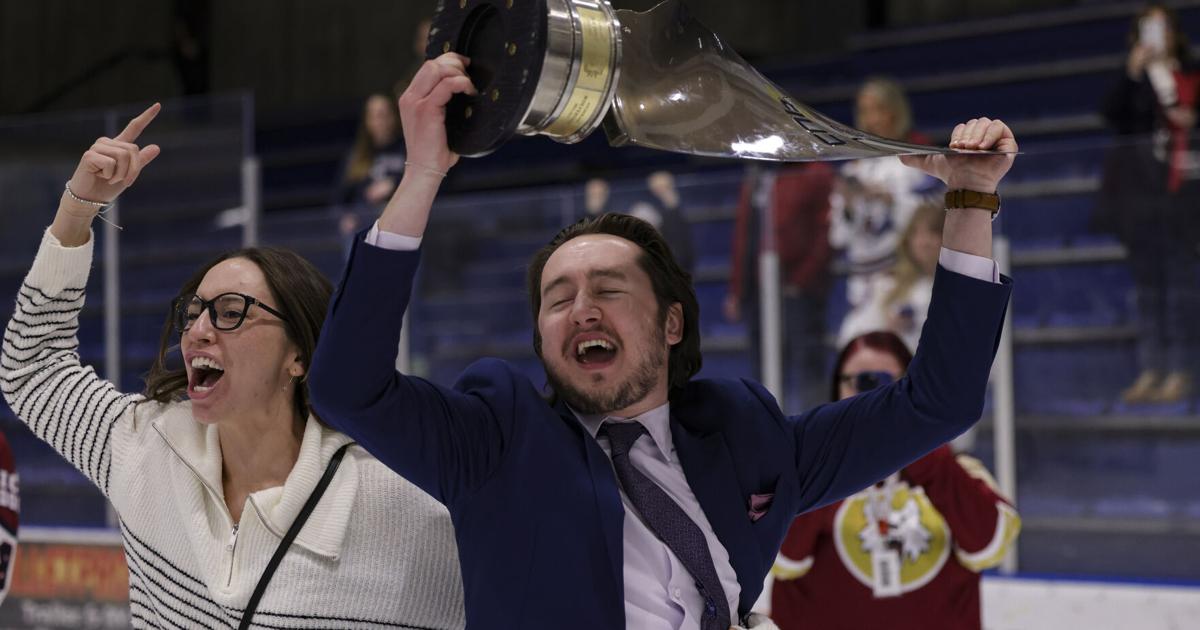 Dakota Bell promoted to Ice Dogs head coach as Ryan Theros joins UAF hockey staff | Ice Dogs
