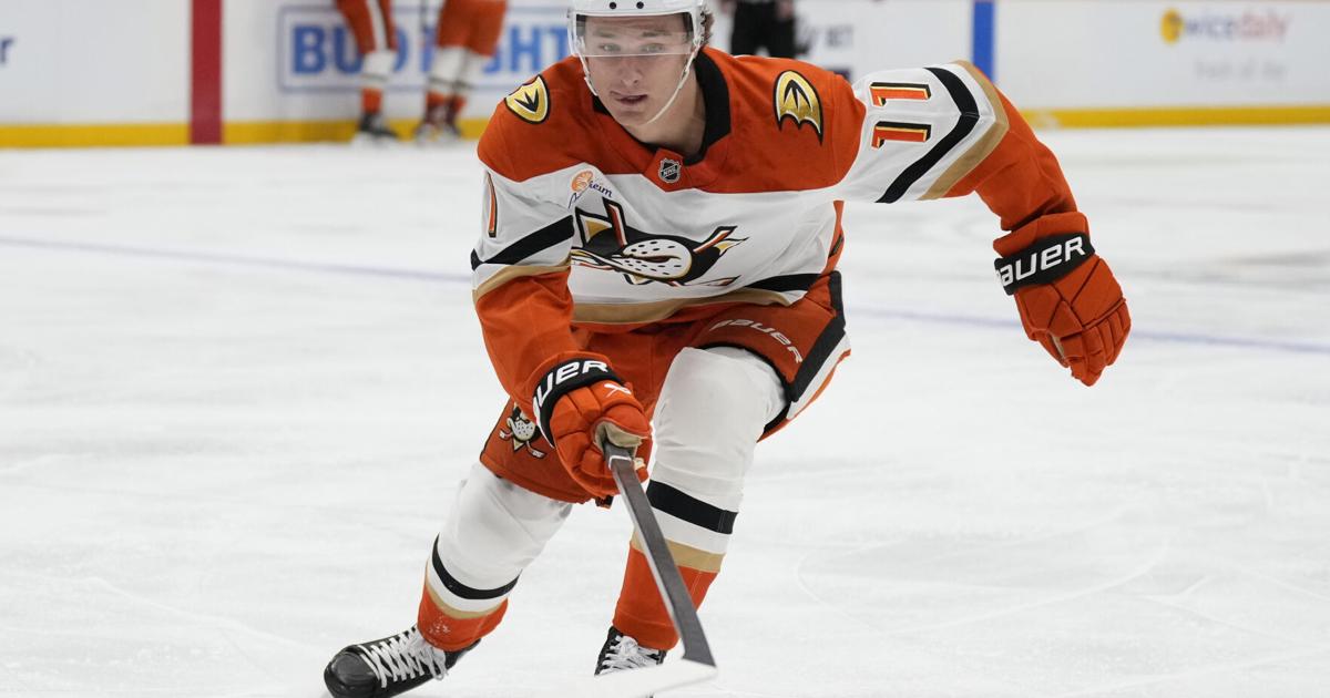 Anaheim Ducks trade Trevor Zegras to Philadelphia Flyers for Ryan Poehling and draft picks | Wire