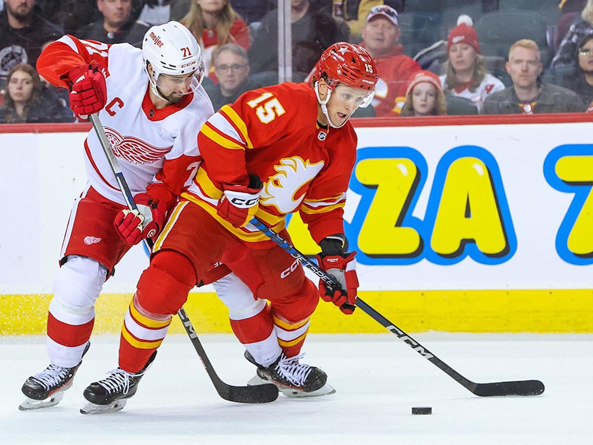 Flames sign depth forward Dryden Hunt to two-year contract extension