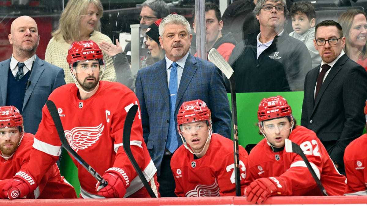 Detroit Red Wings head into break with disappointing 6-3 loss to Tampa Bay Lightning