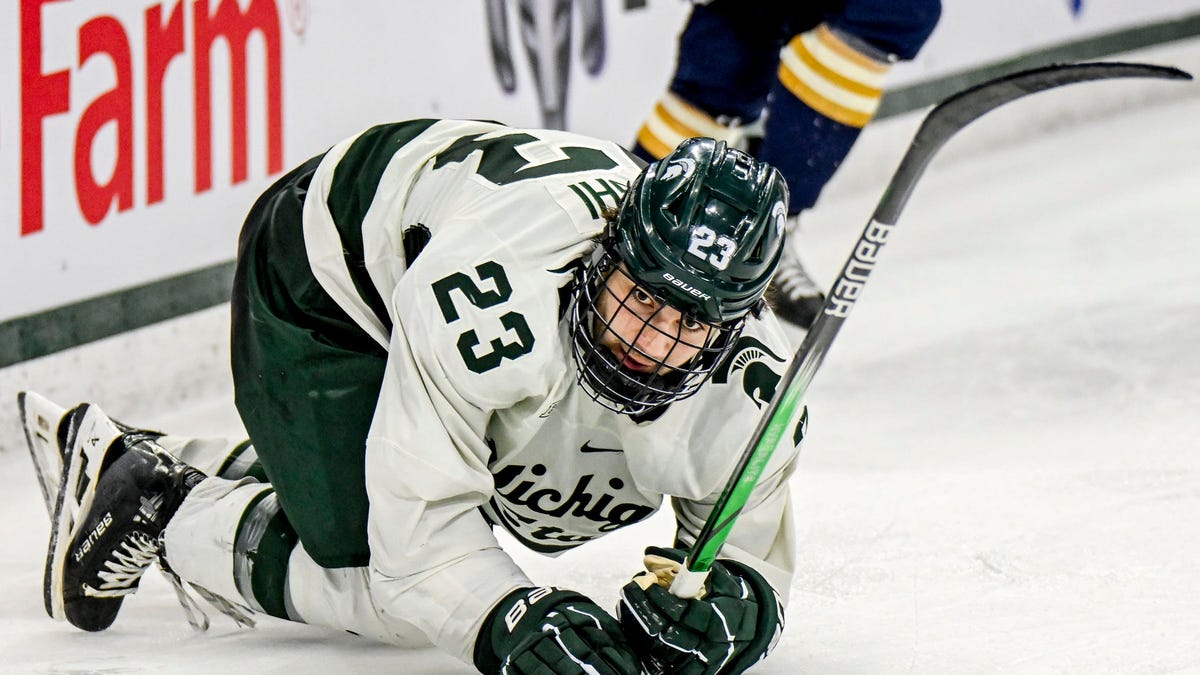 Philadelphia Flyers pick MSU forward Shane Vansaghi in 2025 NHL Draft