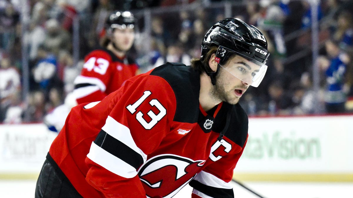 NJ Devils vs Carolina Hurricanes schedule for 2025 NHL playoffs: Time, TV