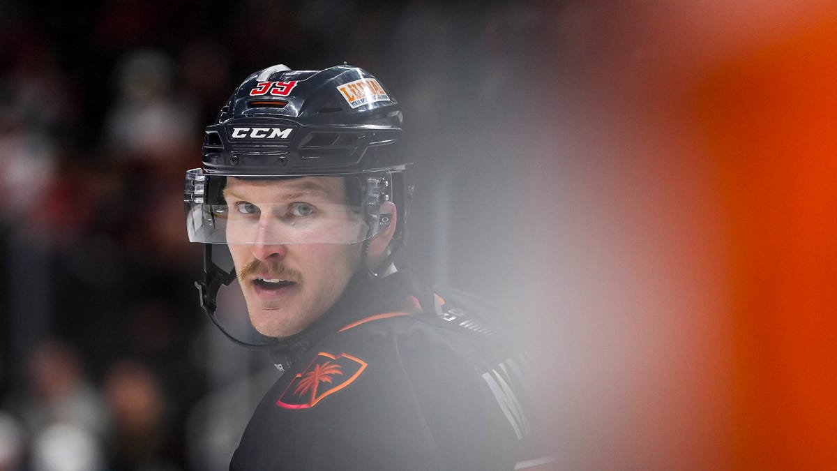 Coachella Valley Firebirds' Ben Meyers re-signed by Seattle Kraken