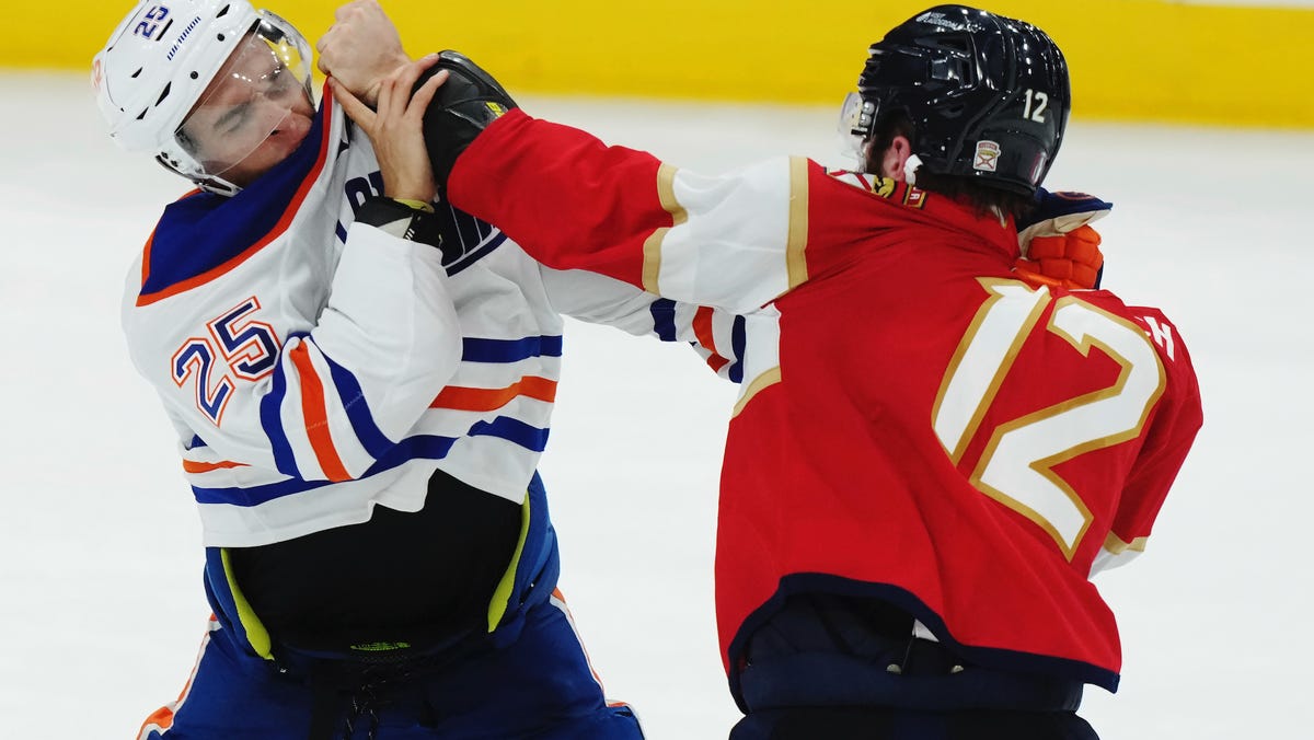 Oilers, Panthers like 'a UFC fight'; Kasper 10th in Calder voting