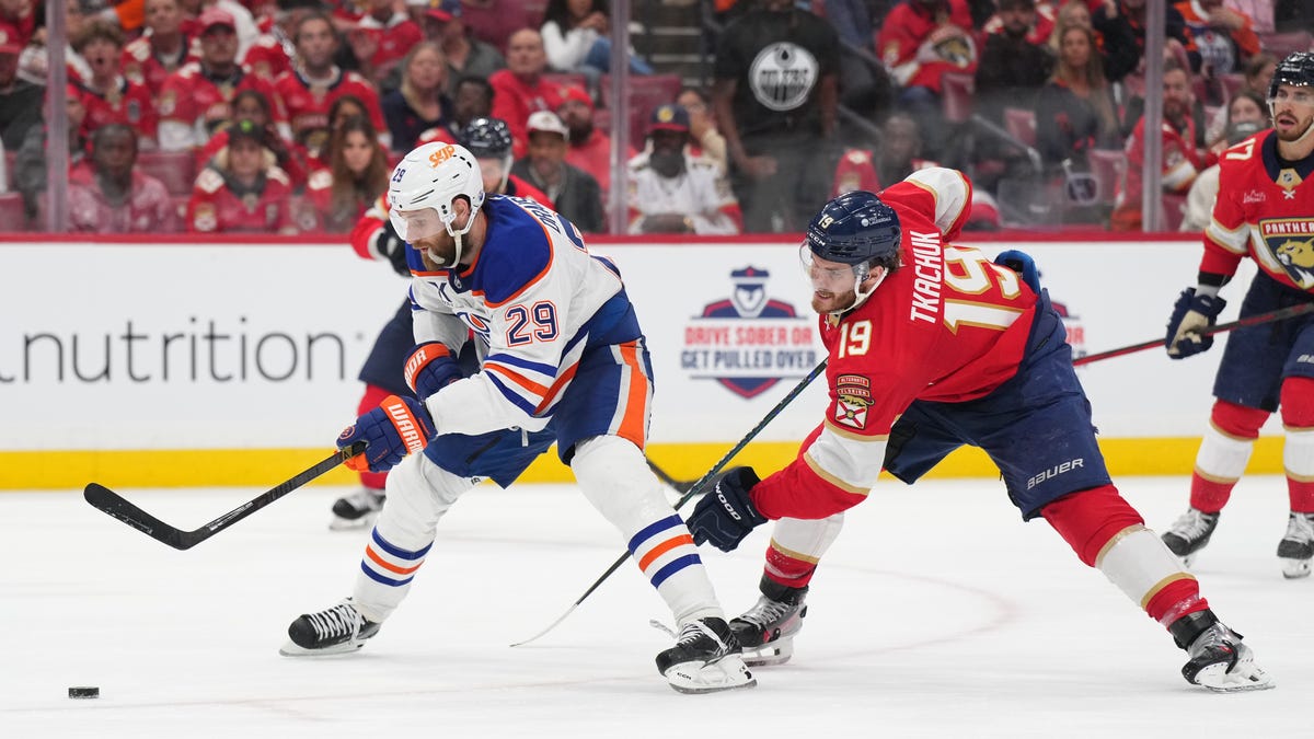 Panthers at Oilers odds, picks and predictions