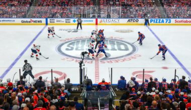 An NHL fan inexplicably switched team jerseys during the Panthers' Game 5 win