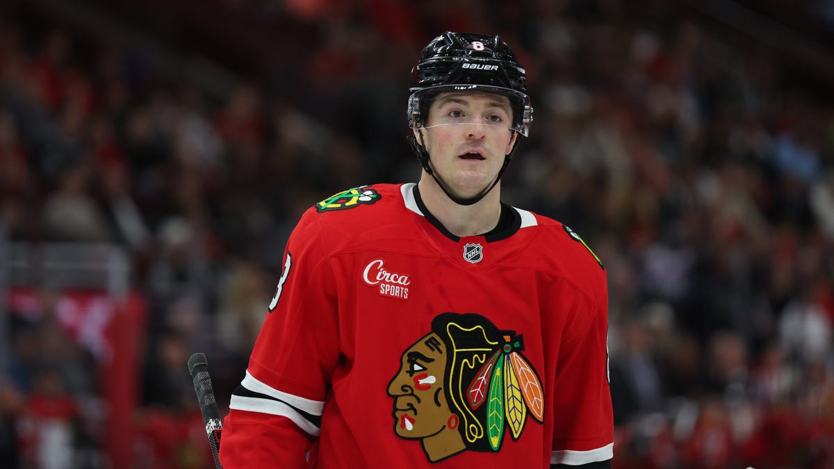 Blackhawks re-sign Ryan Donato; Rangers sign Matt Rempe