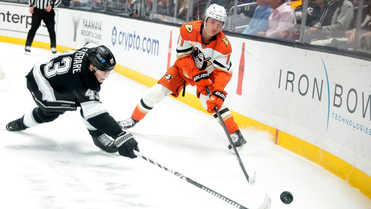 Trevor Zegras trade grades for Flyers and Ducks deal