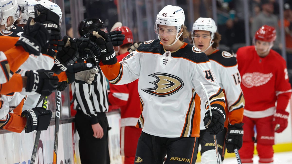 Zegras dealt to Flyers; Schaefer stays positive despite grief