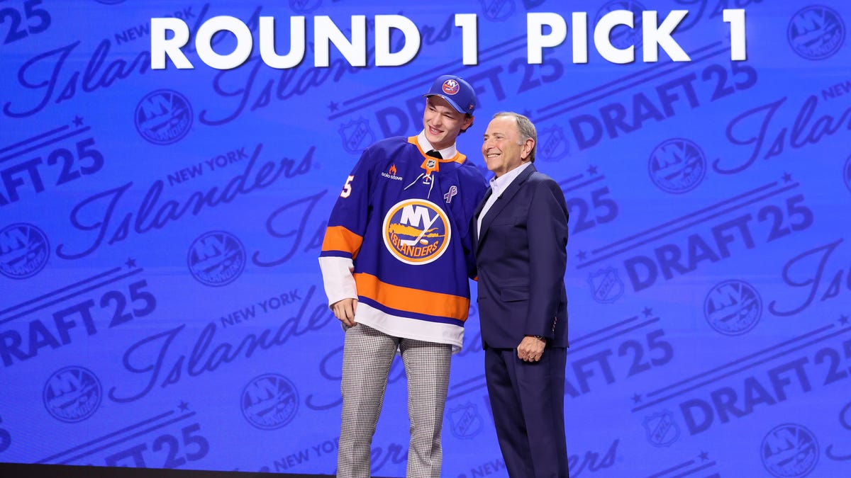 5 Things to know about NY Islanders No. 1 draft pick