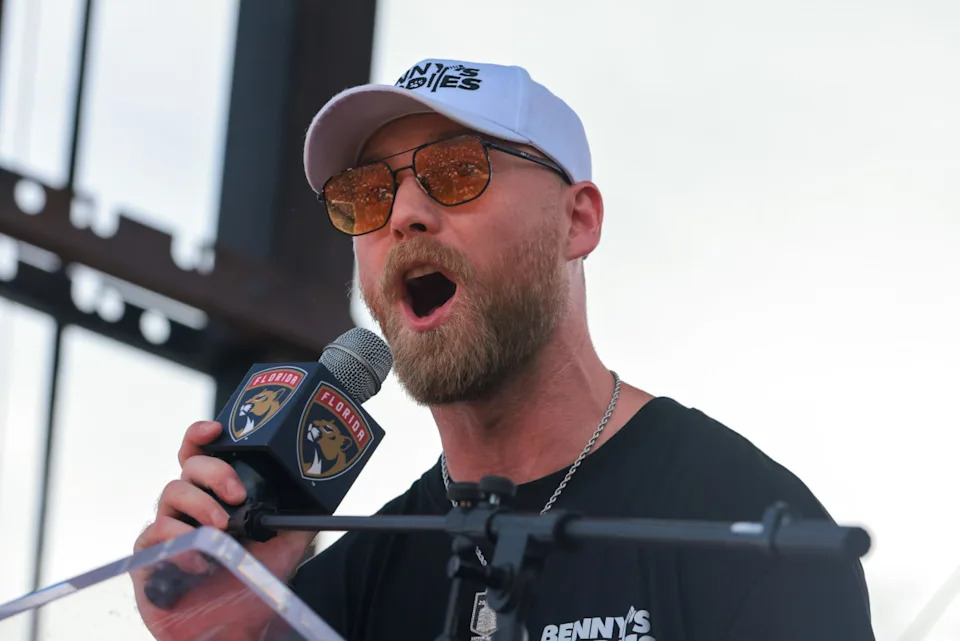 Florida Panthers center Sam Bennett speaks during the Stanley Cup championship parade.Sam Navarro-Imagn Images
